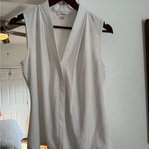 Calvin Klein Women's Elegant White V-Neck Blouse